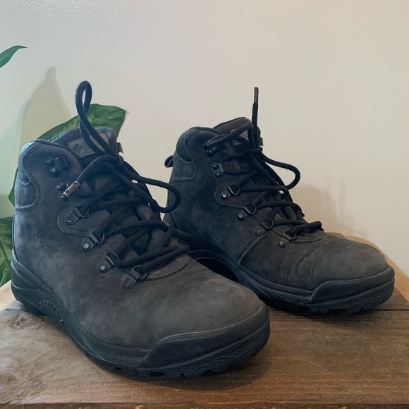 Columbia Men’s Cold Creek Leather Boots - Picture 2 of 14